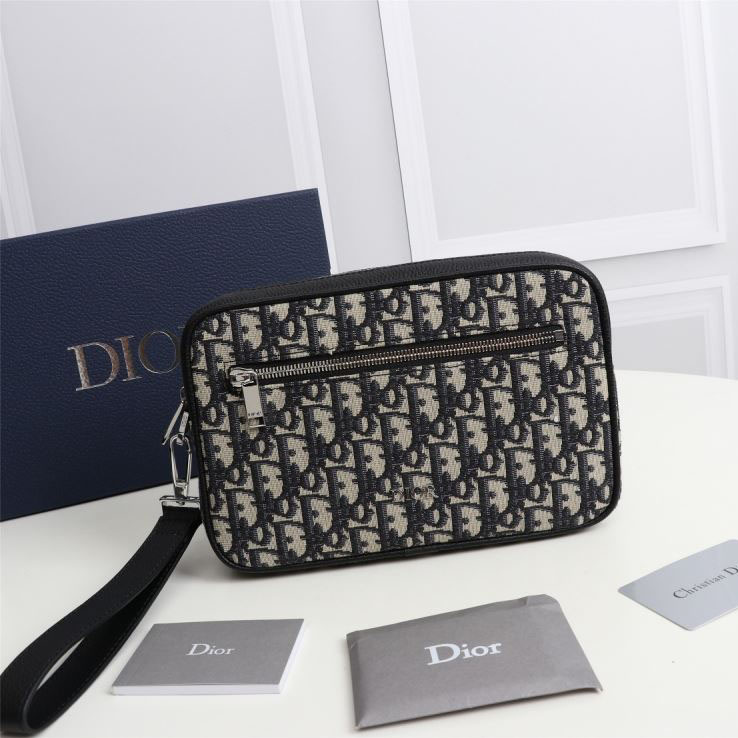 Christian Dior Clutch Bags